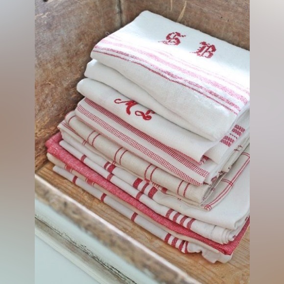 Welcome To My Closet … - Picture 13 of 14